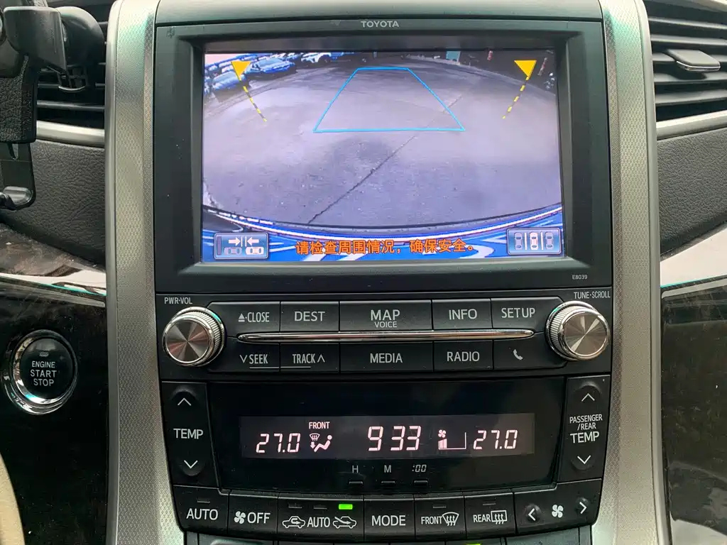 TOYOTA ALPHARD 2012