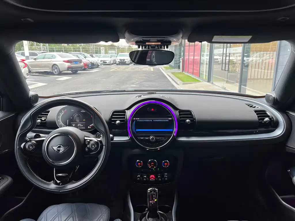 MINI CLUBMAN 2020