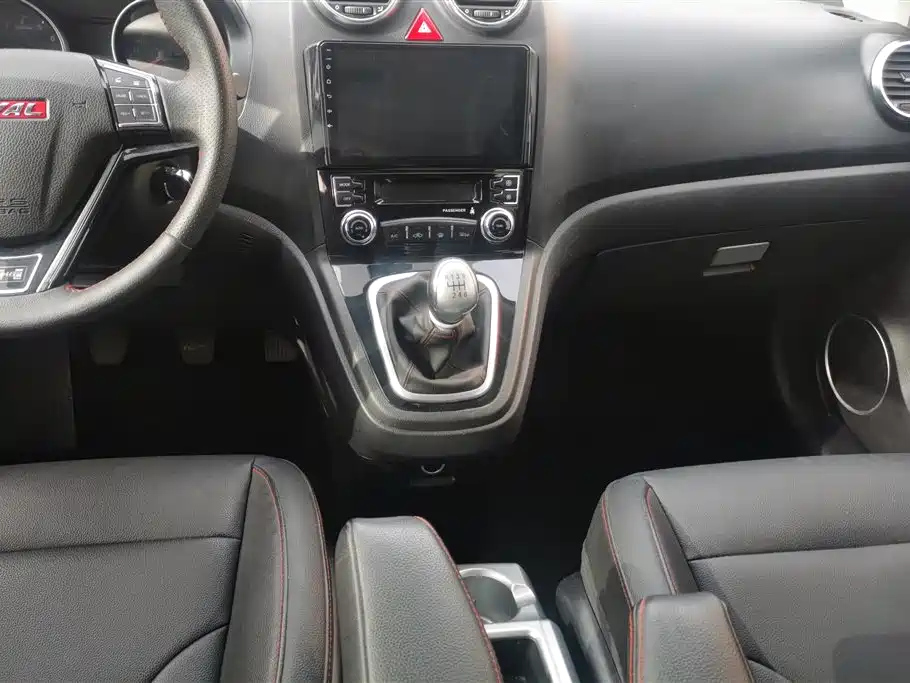 HAVAL H6 2015