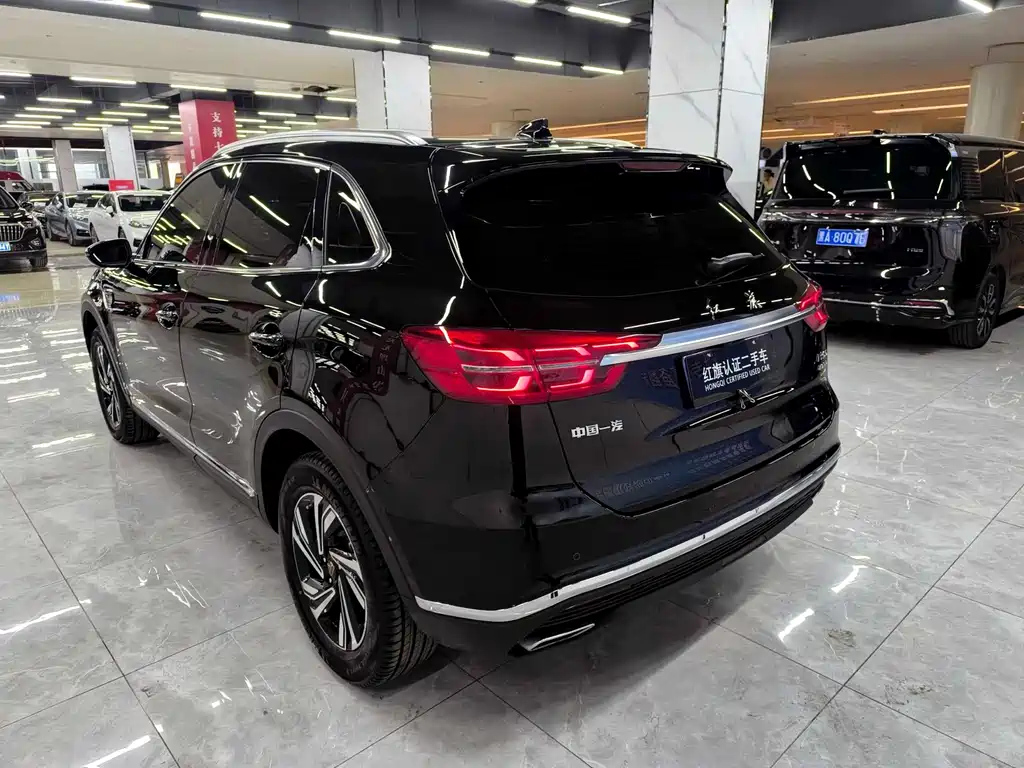 HONGQI HS5 2023