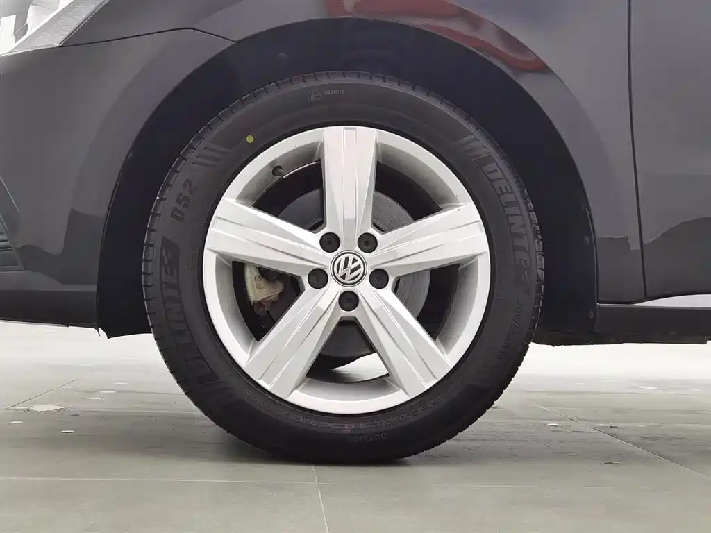 VOLKSWAGEN LAVIDA 2018