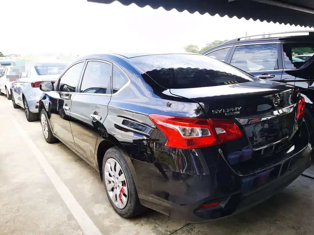 NISSAN SYLPHY 2019