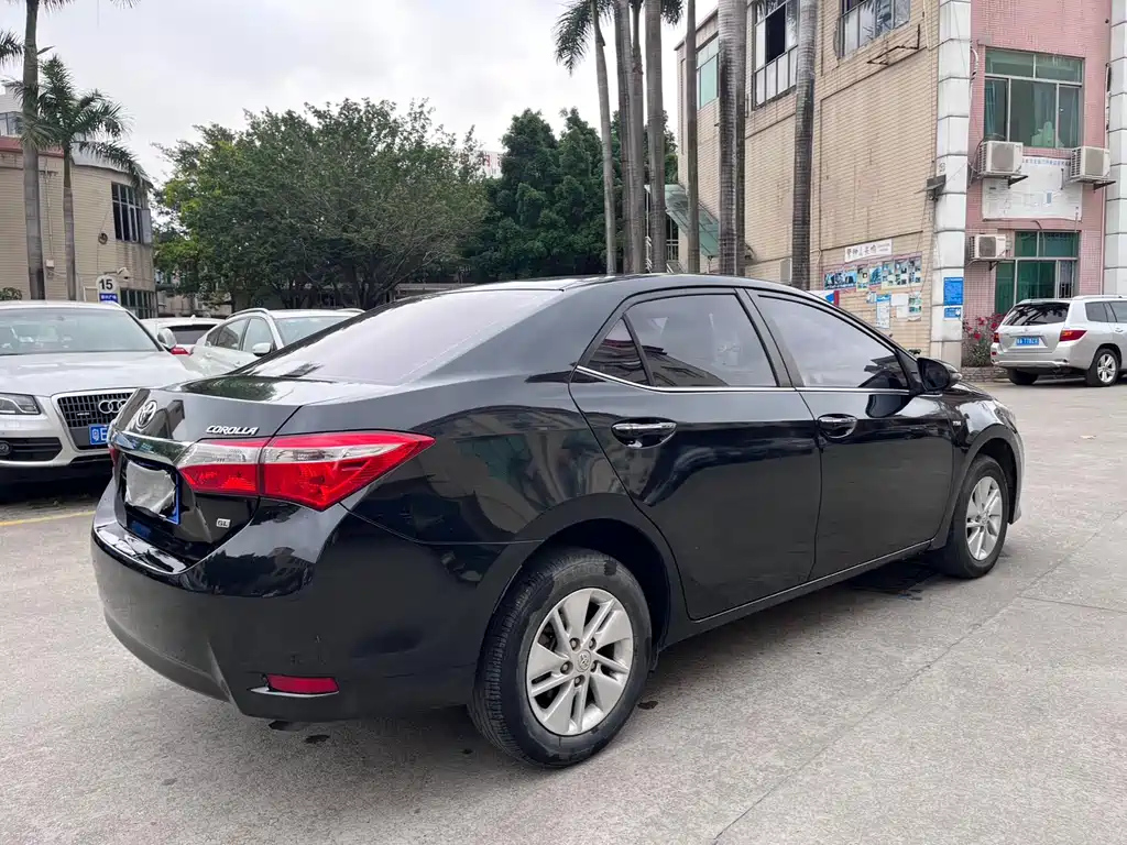 TOYOTA COROLLA 2016