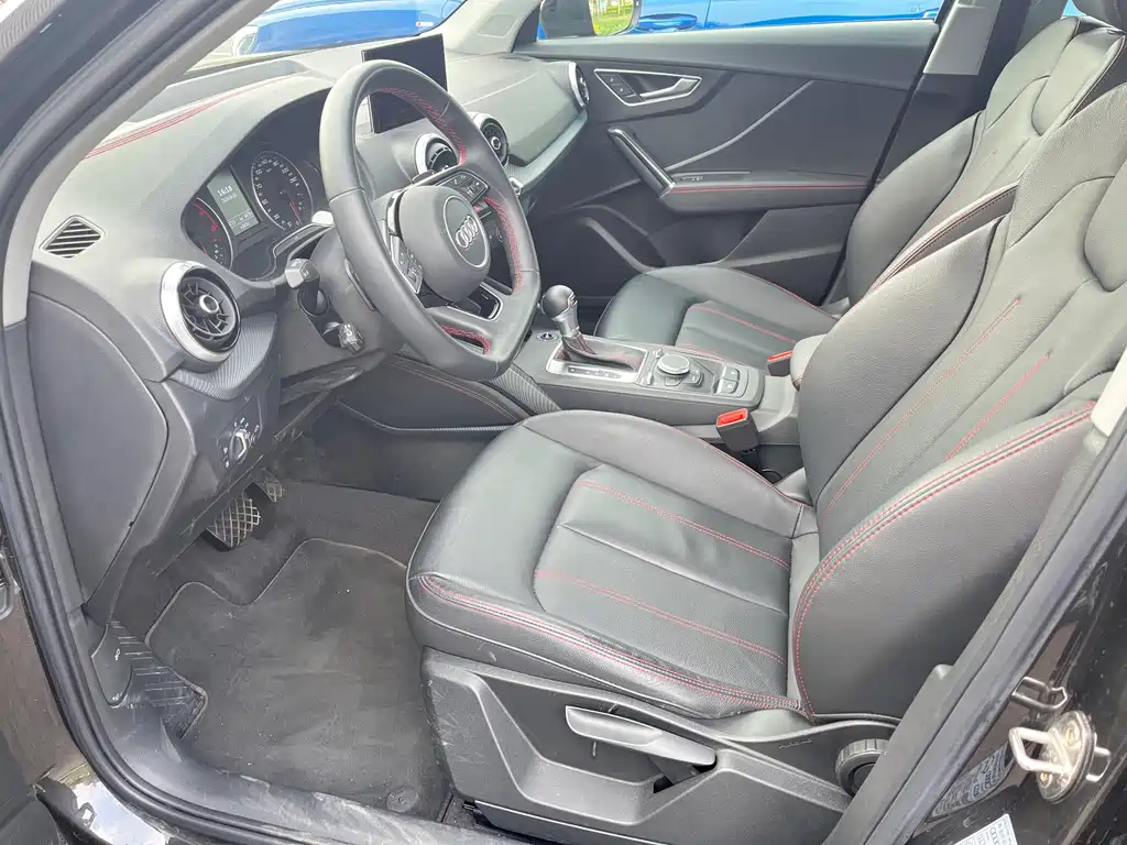 AUDI Q2L 2023
