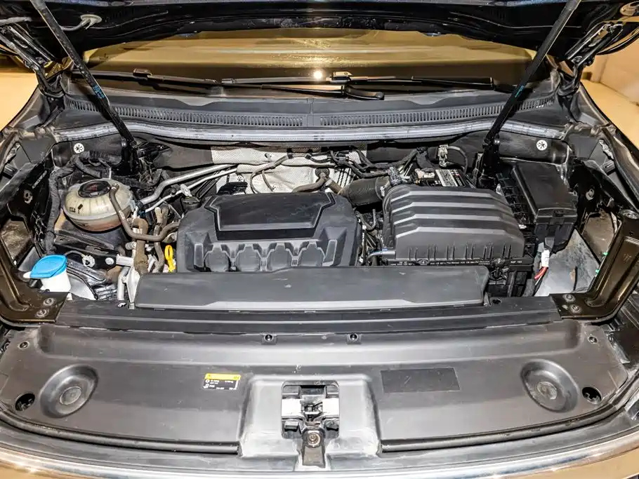VOLKSWAGEN VILORAN 2021