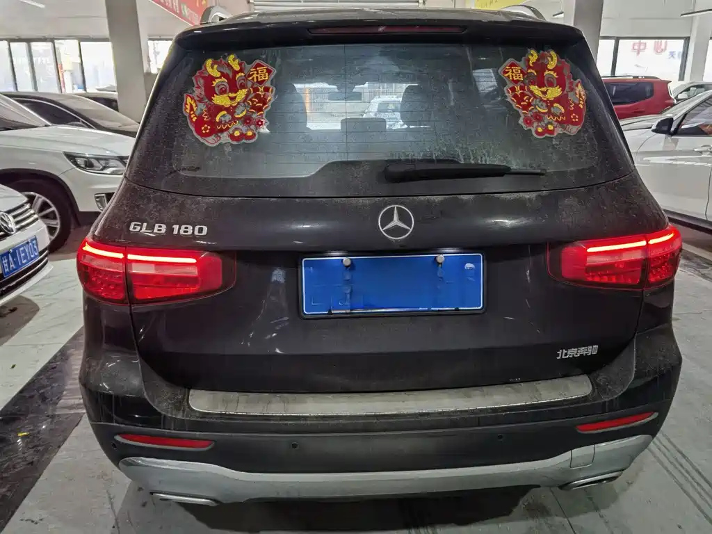MERCEDES BENZ GLB 2021
