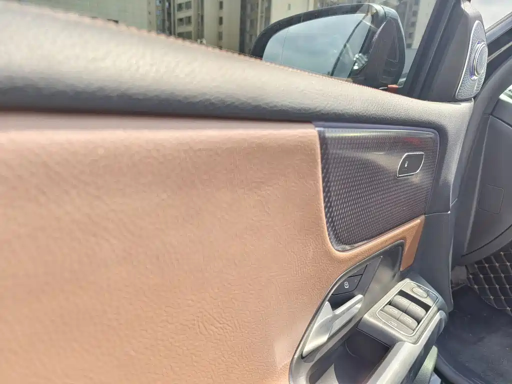 MERCEDES BENZ GLB 2022