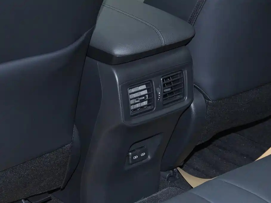 TOYOTA WILDLANDER 2024