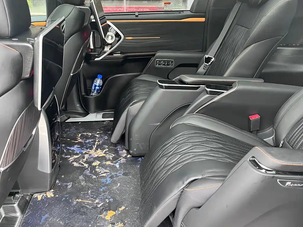 TOYOTA SIENNA SIENNA 2023