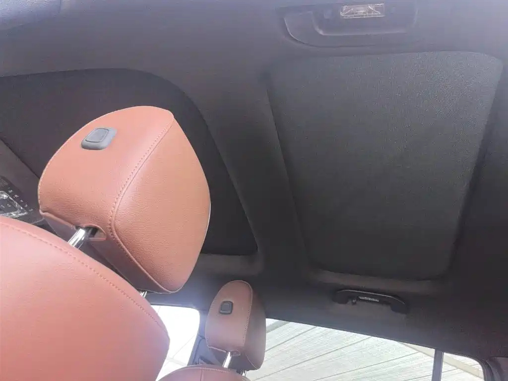 MERCEDES BENZ GLB 2022