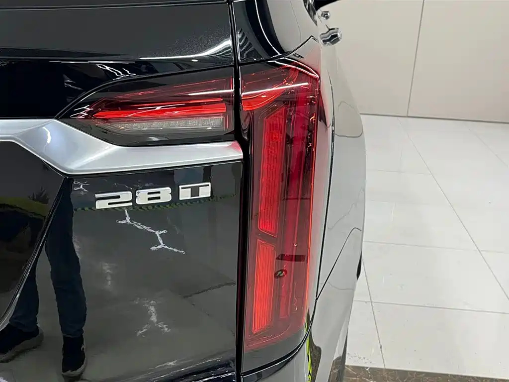CADILLAC XT6 2021