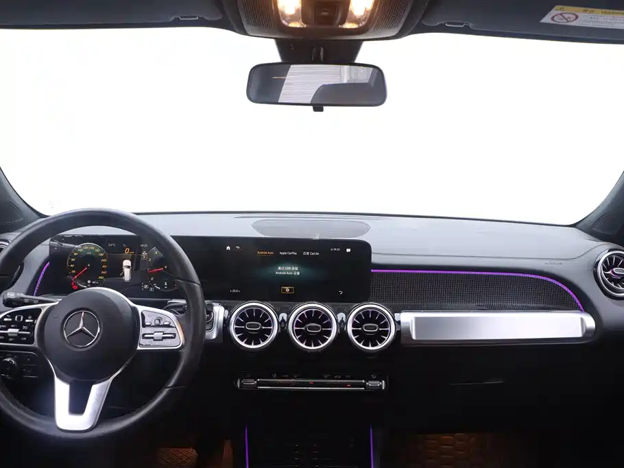 MERCEDES BENZ GLB 2022