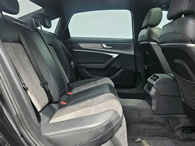 AUDI A6L 2022
