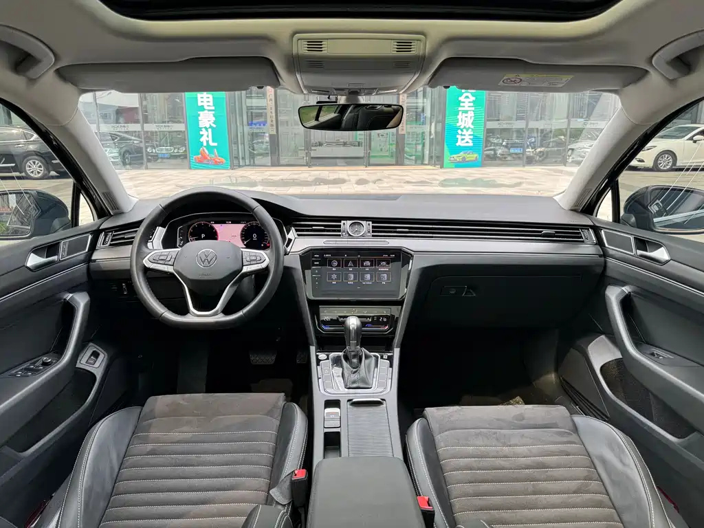 VOLKSWAGEN MAGOTAN 2022
