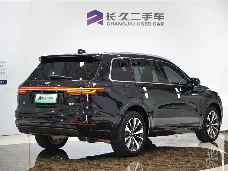 LI AUTO ONE 2022
