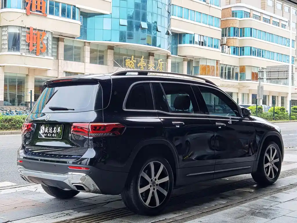 MERCEDES BENZ GLB 2020