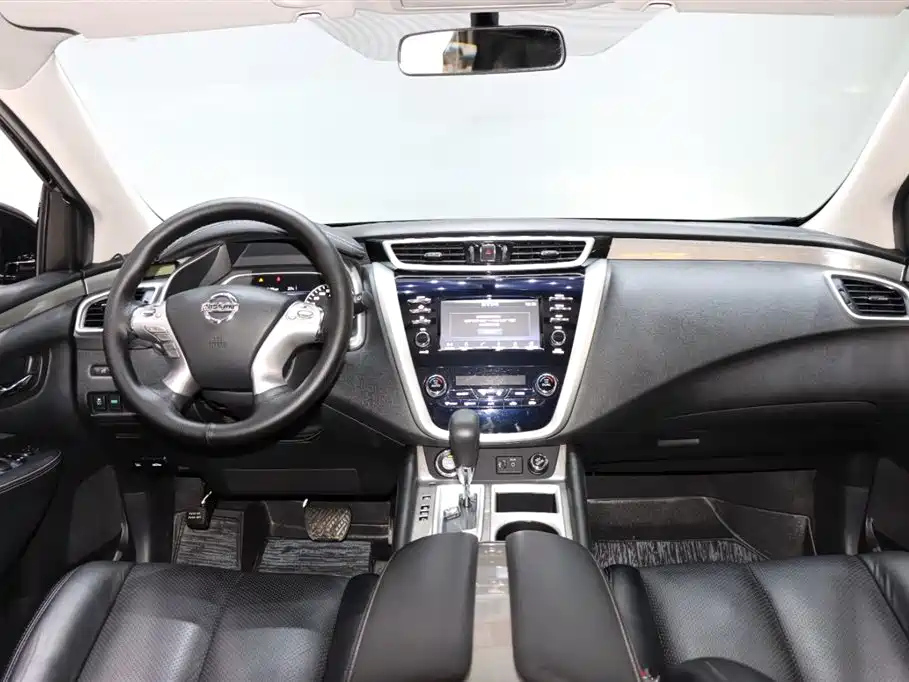 NISSAN MURANO 2022