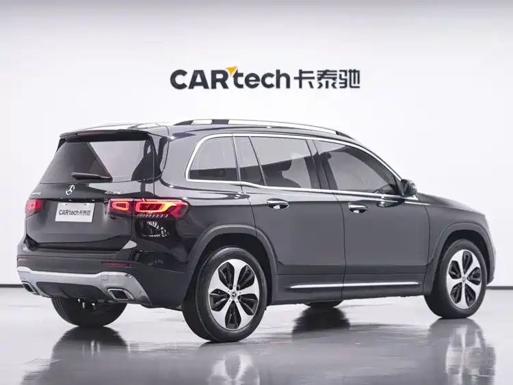 MERCEDES BENZ GLB 2023