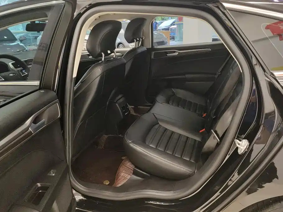 FORD MONDEO 2021