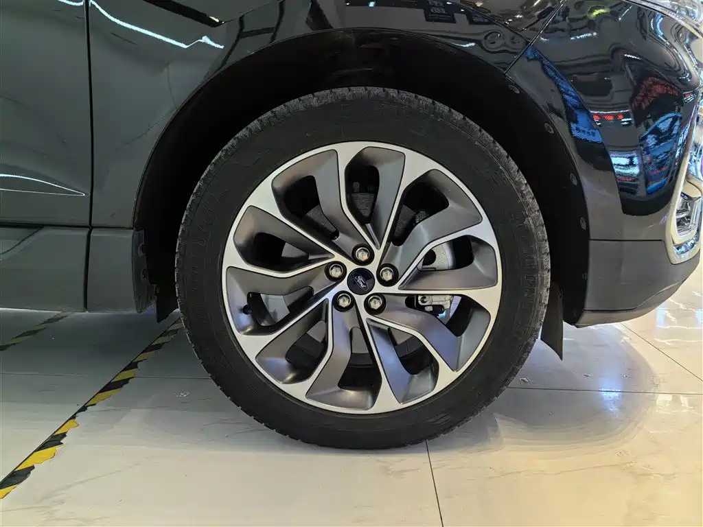 FORD EDGE 2022