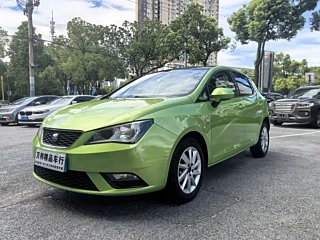 Заказать SEAT 伊比飒