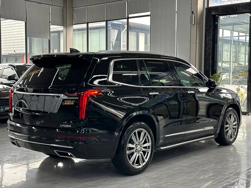 CADILLAC XT6 2020