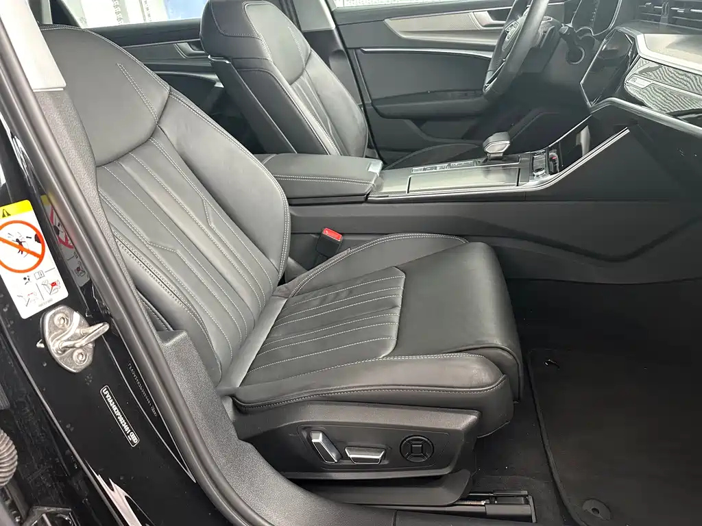 AUDI A6L 2023