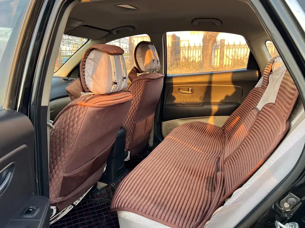 HYUNDAI CELESTA 2013