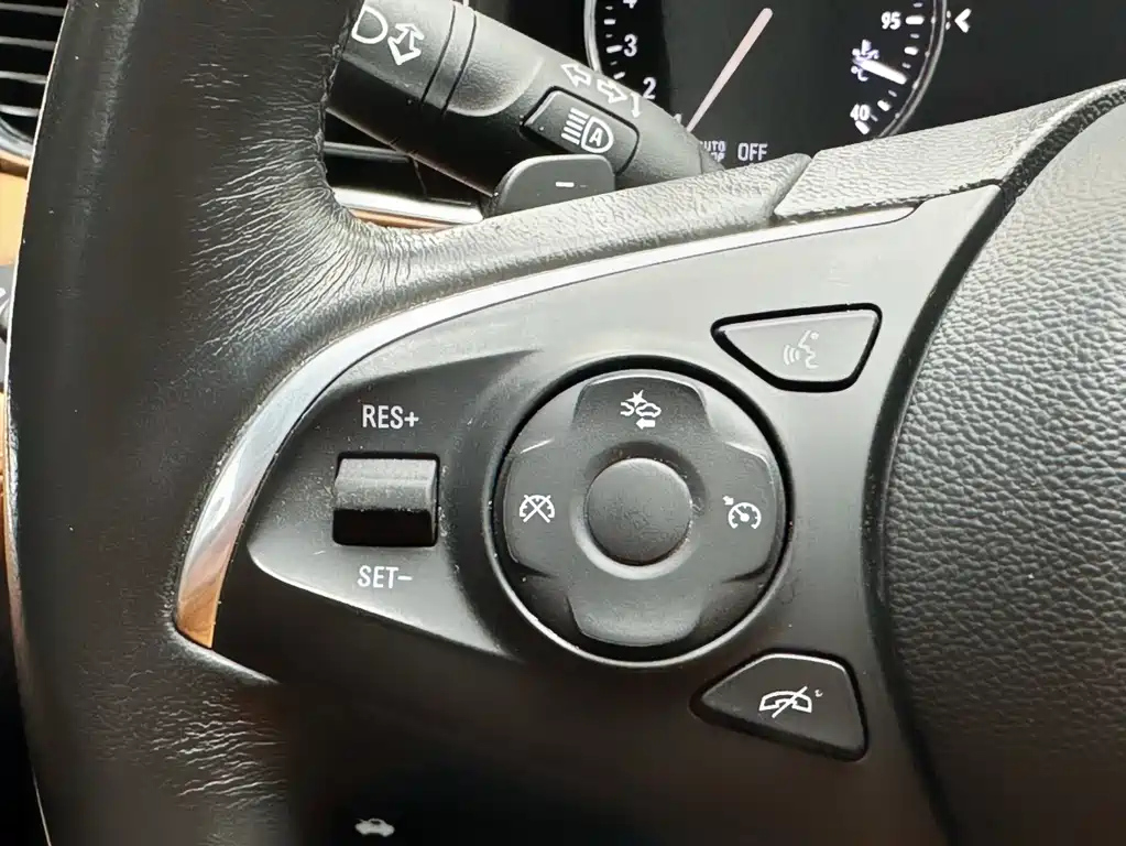 BUICK LACROSSE 2020