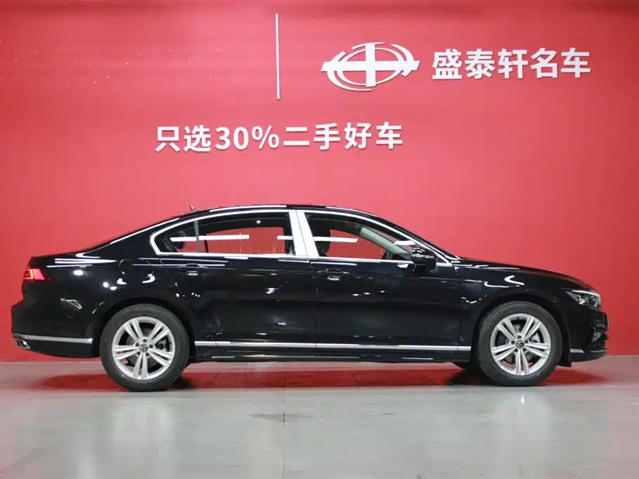 VOLKSWAGEN MAGOTAN 2024