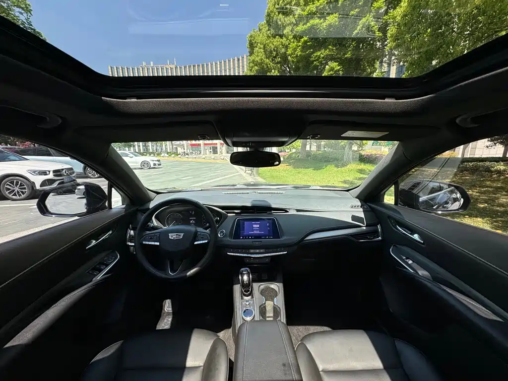 CADILLAC XT4 2020