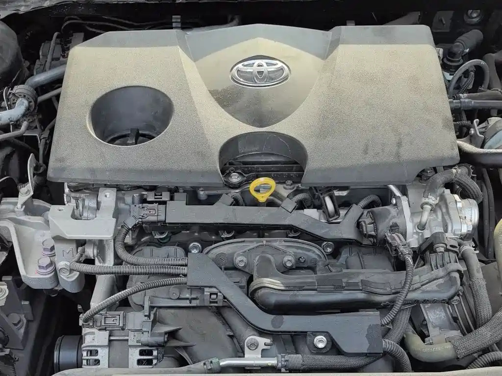 TOYOTA CAMRY 2021