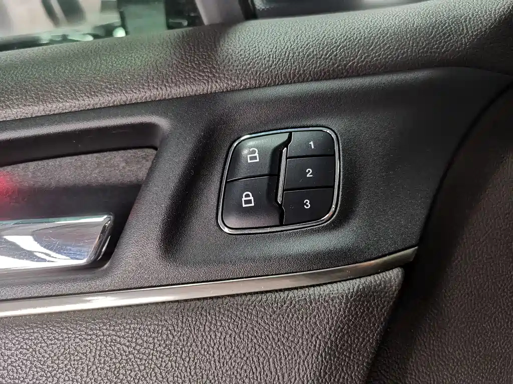 LINCOLN MKC 2018