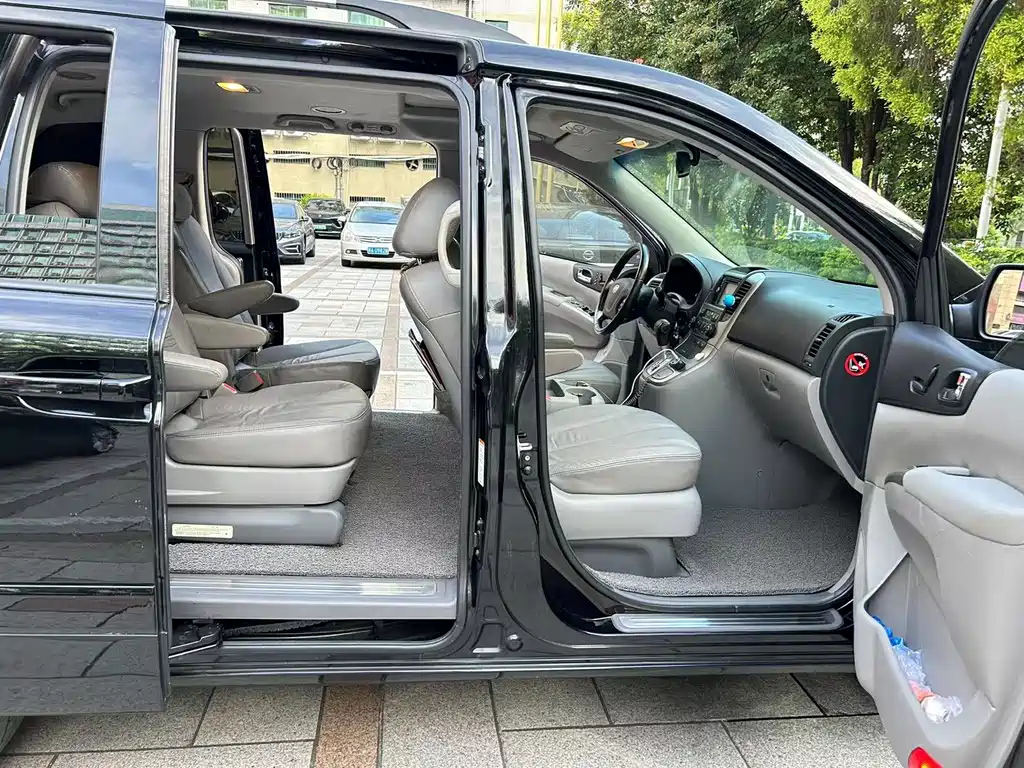 KIA VQ 2011