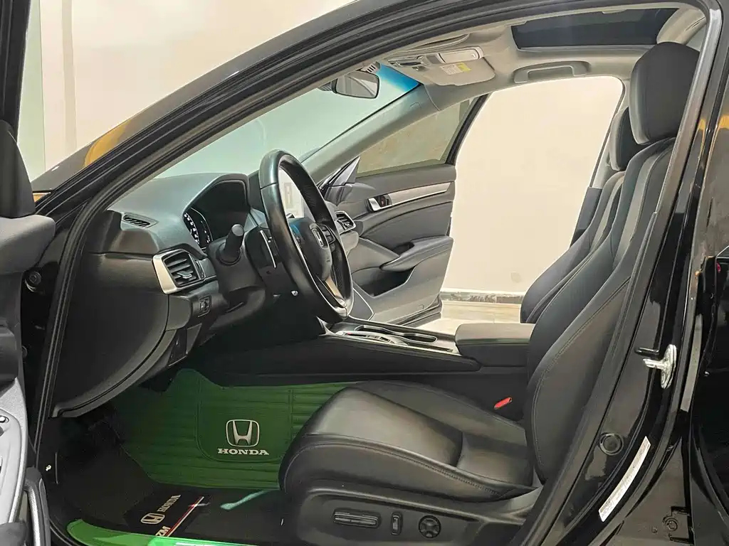 HONDA ACCORD 2019