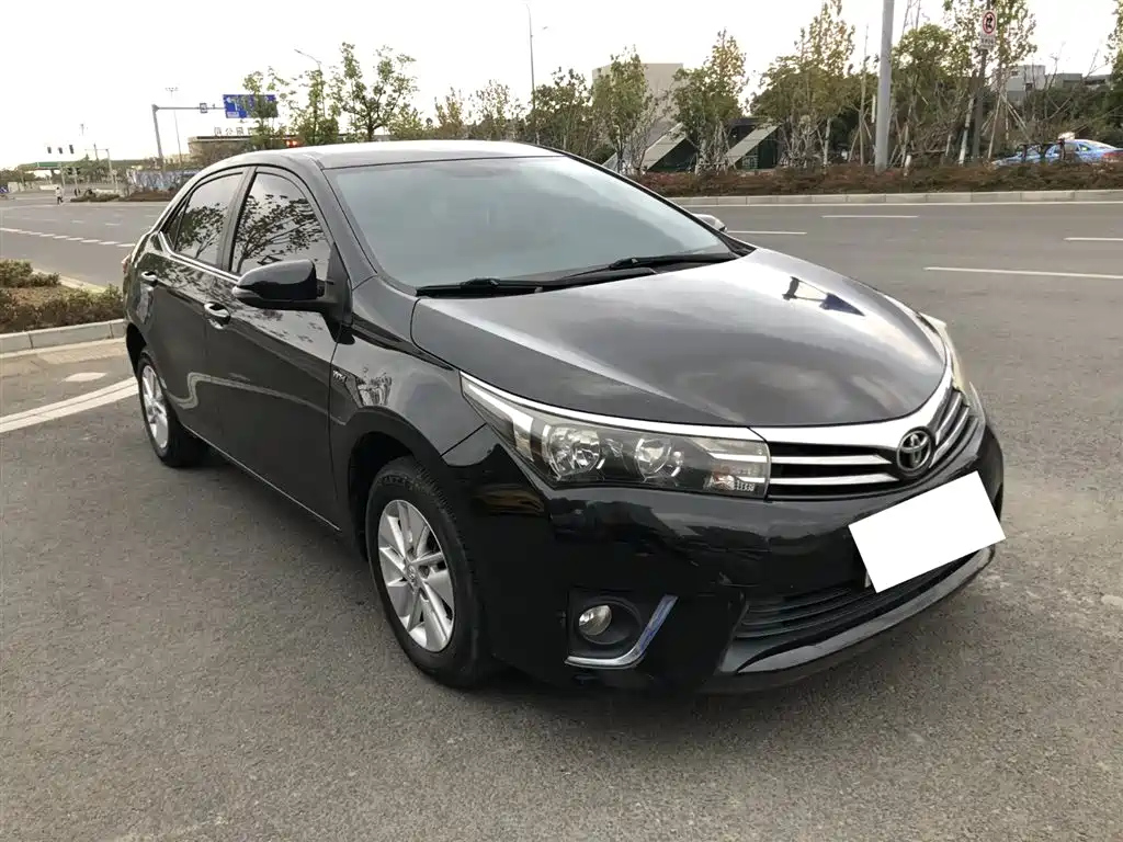 TOYOTA COROLLA 2015