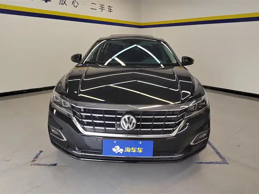 VOLKSWAGEN PASSAT 2020