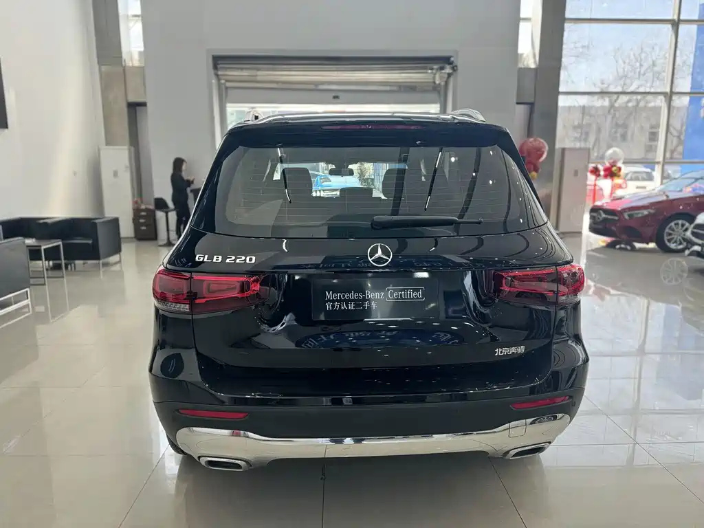 MERCEDES BENZ GLB 2022