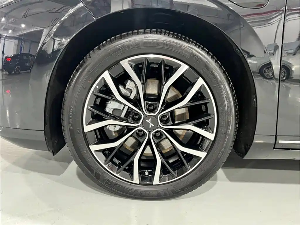 XPENG MOTORS P5 2023