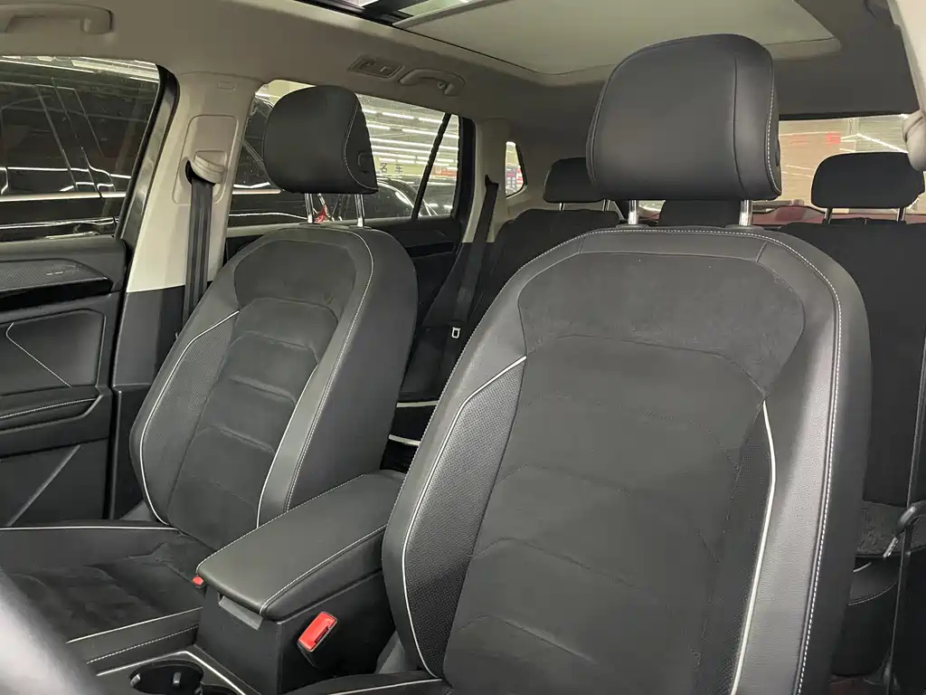 VOLKSWAGEN TAYRON 2020