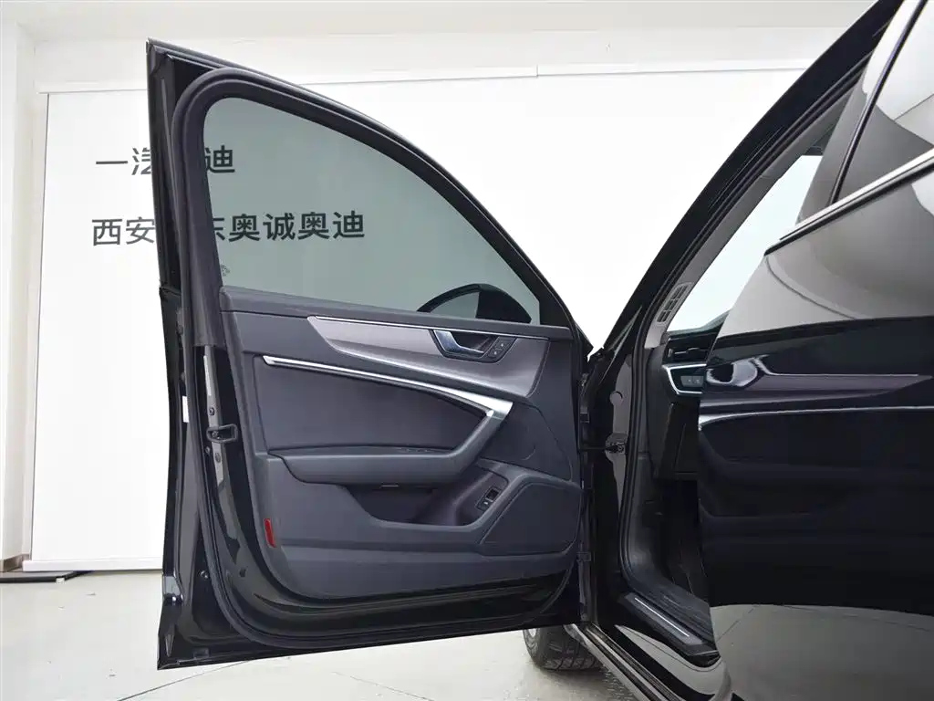 AUDI A6L 2020