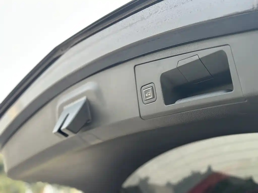 CADILLAC XT4 2021