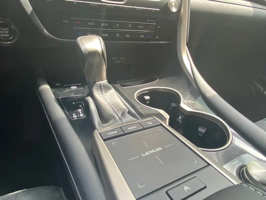 LEXUS RX 2022