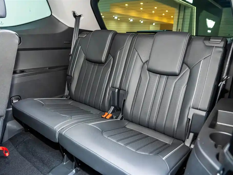 VOLKSWAGEN TOURAN 2023