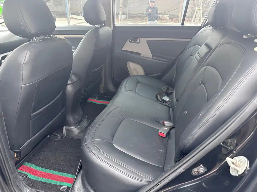 KIA SPORTAGE 2011