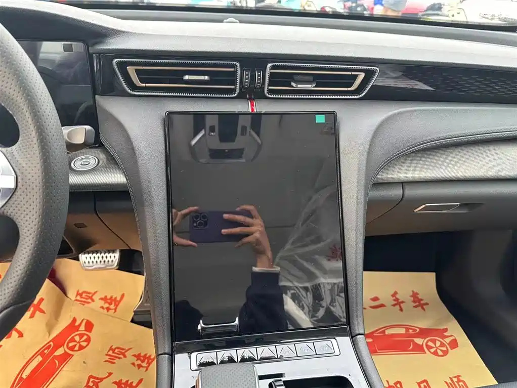 HONGQI H6 2023