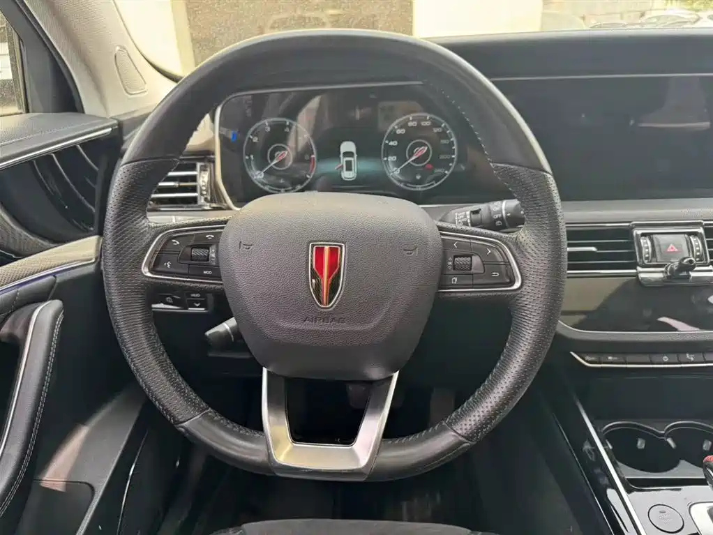 HONGQI HS5 2020