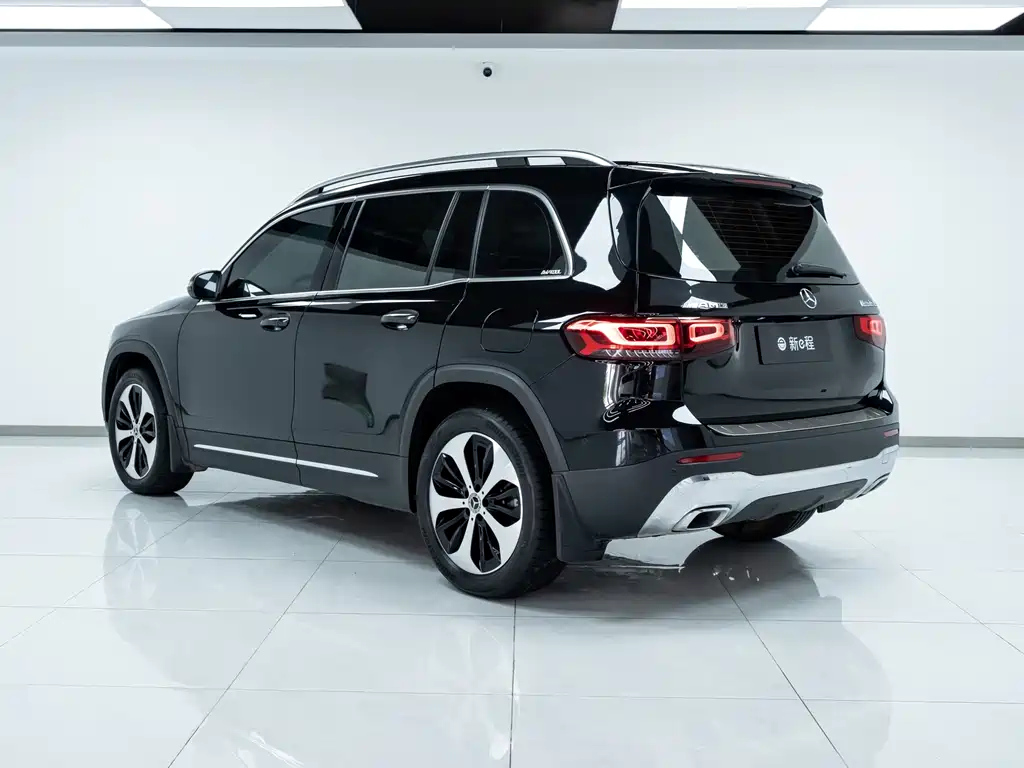 MERCEDES BENZ GLB 2021