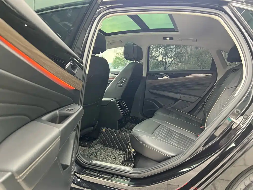 VOLKSWAGEN PASSAT 2021