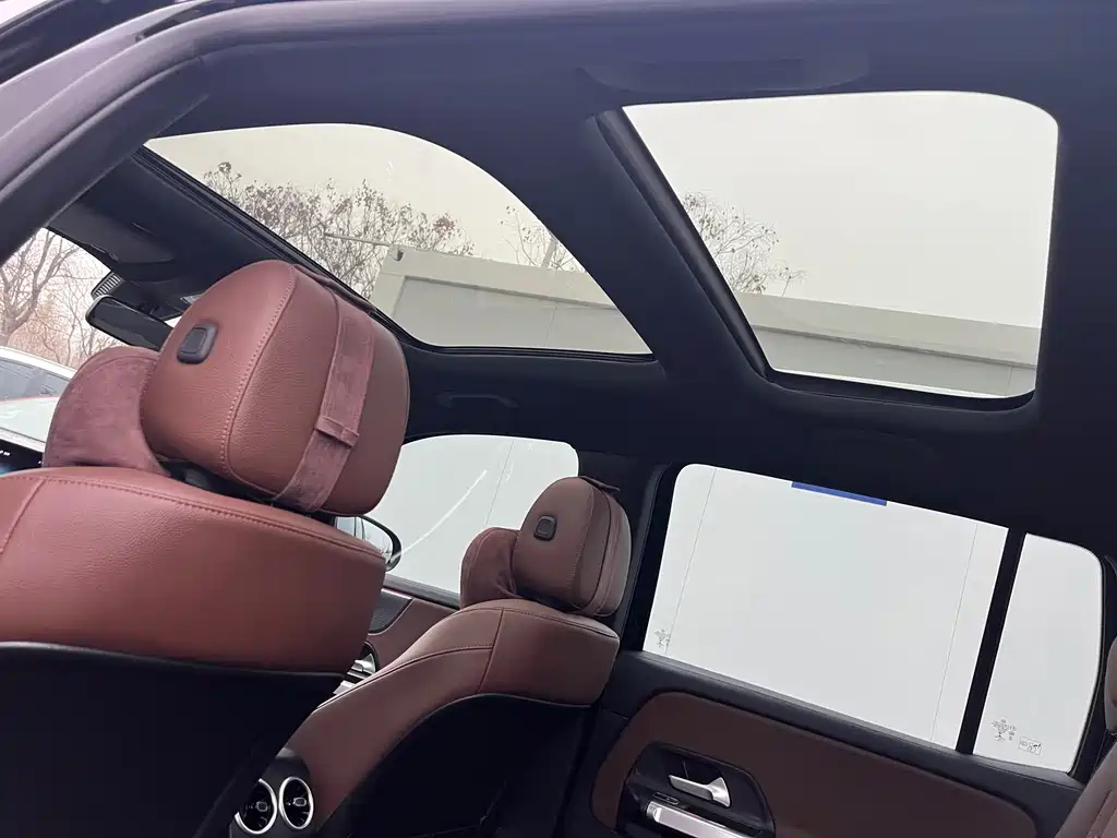 MERCEDES BENZ GLB 2022